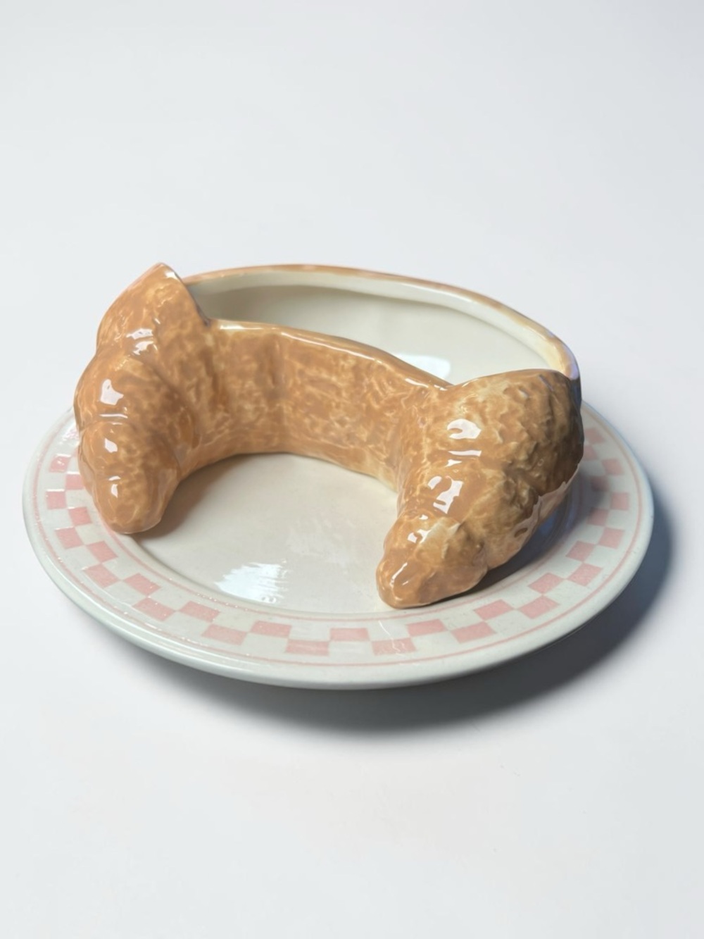 Croissant Bundle of 4, Bag Clips, Serving Dish, 2 Coffee Mugs - Picture 2 of 7